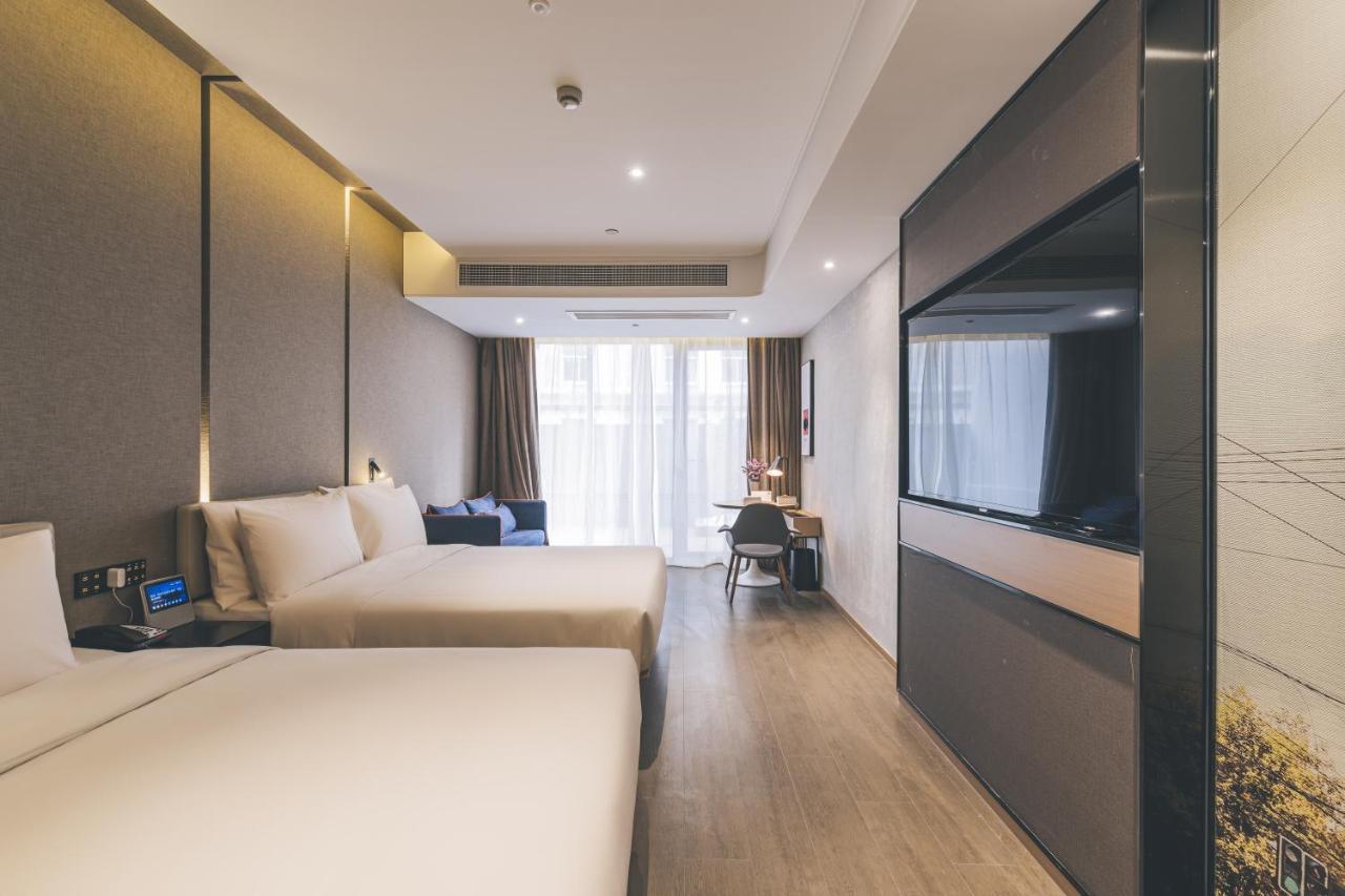 Отель Atour On The Bund- People Square 4*